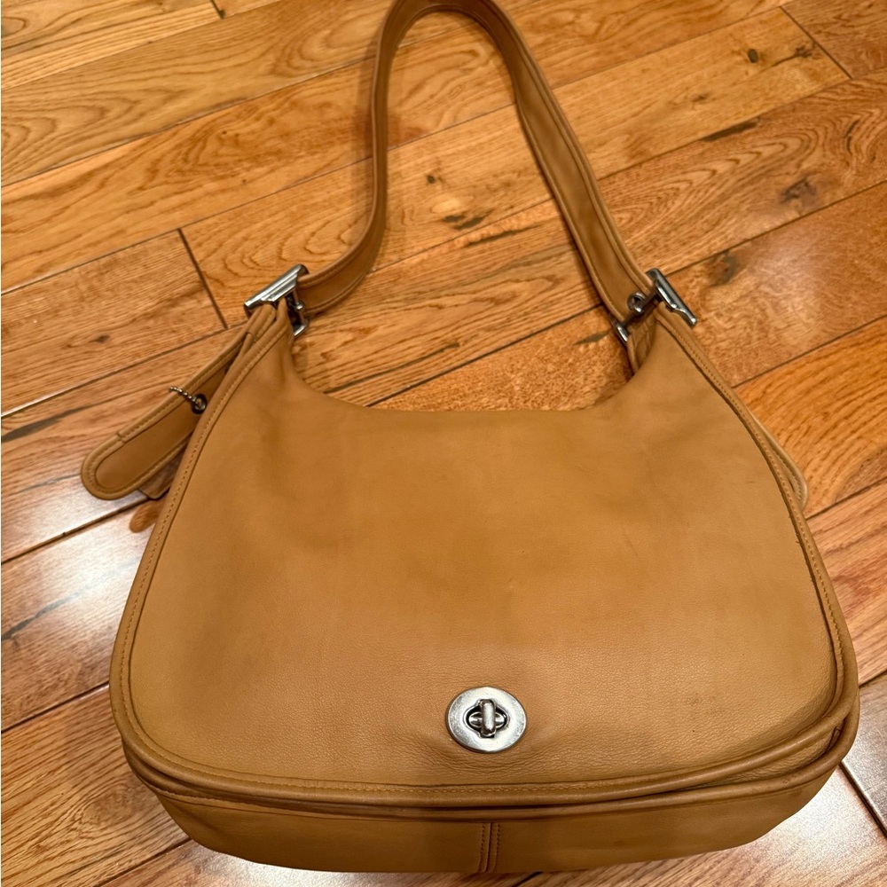 Vintage Coach 9718 Legacy Crescent Tan Leather Bag
